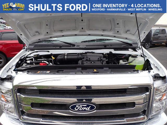 2026 Ford E-350 Cutaway Base