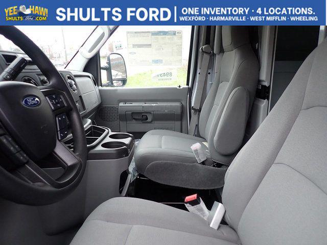 2026 Ford E-350 Cutaway Base