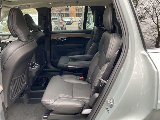 2026 Volvo XC90 Ultra, B6 AWD Gas (mild hybrid), Gasoline, Bright, 6 Seats