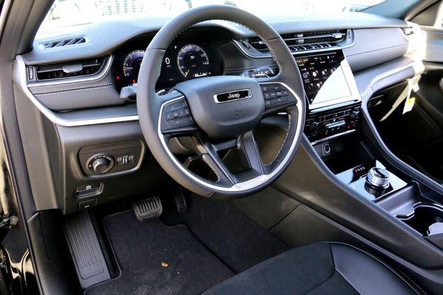 2025 Jeep Grand Cherokee L Altitude X 4x2