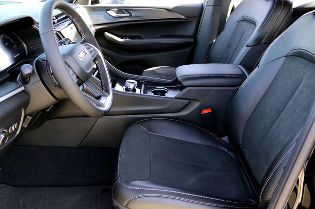 2025 Jeep Grand Cherokee L Altitude X 4x2