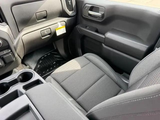 2026 GMC Sierra 1500 Crew Cab, Short Bed, Pro, 4WD