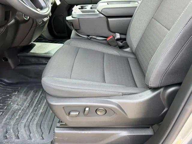 2026 GMC Sierra 1500 Crew Cab, Short Bed, Pro, 4WD