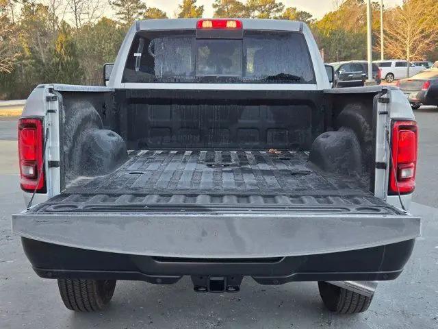 2026 Ram 2500 Tradesman Crew Cab 4x4 64 Box