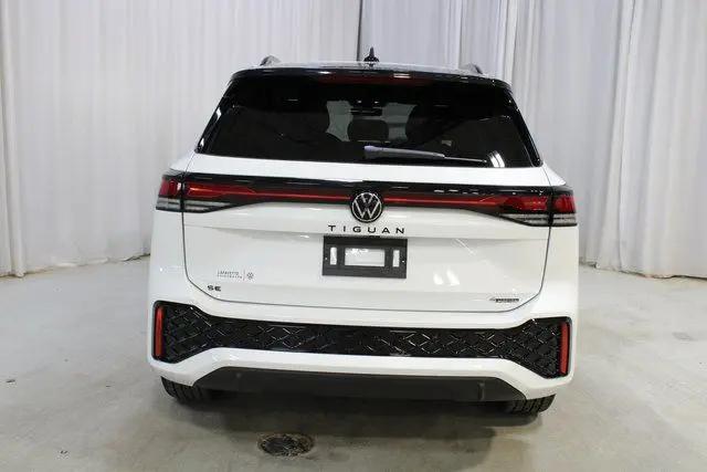2026 Volkswagen Tiguan SE R-Line Black