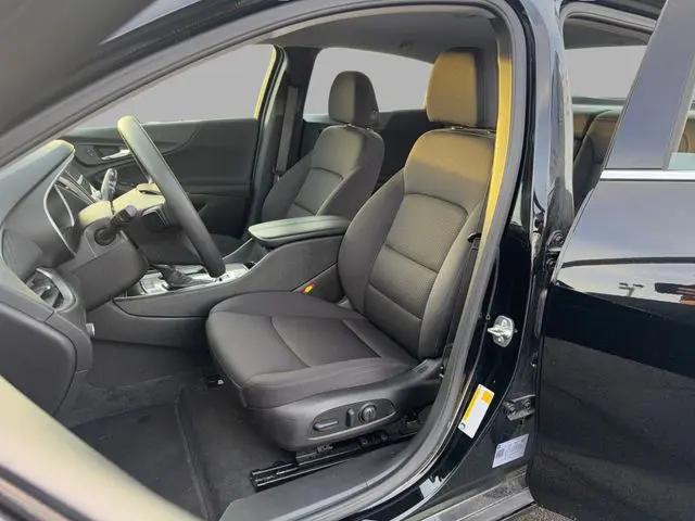 2025 Chevrolet Malibu FWD 1LT