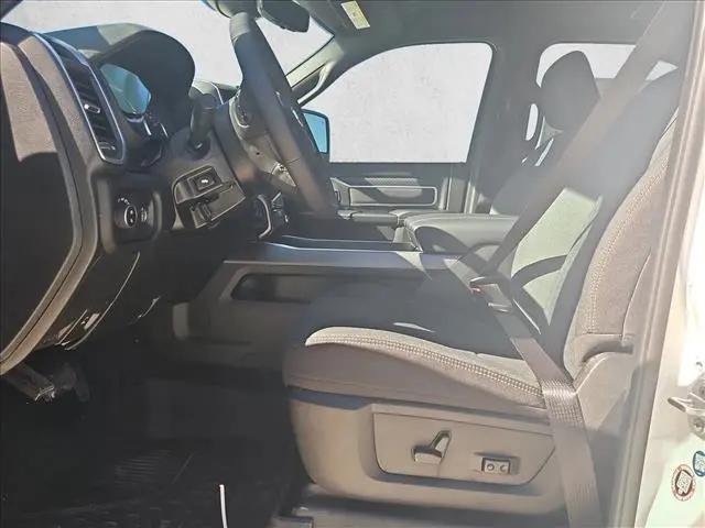 2026 Ram 3500 Big Horn Crew Cab 4x4 8' Box