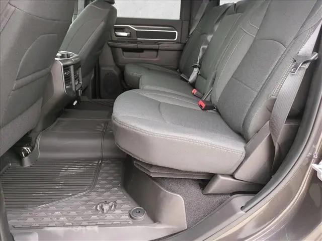 2026 Ram 3500 Big Horn Crew Cab 4x4 8' Box