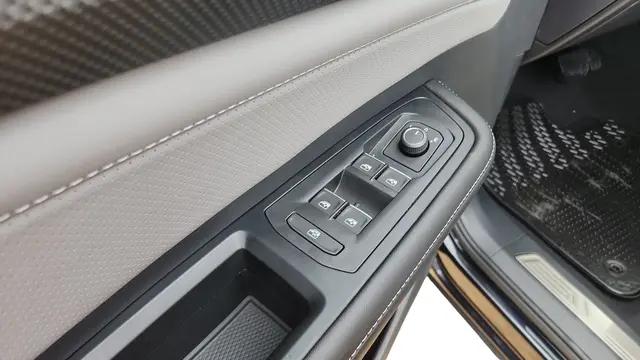 2026 Volkswagen Atlas Cross Sport SEL