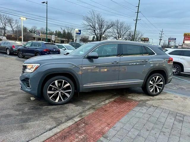 2026 Volkswagen Atlas Cross Sport SEL Premium R-Line