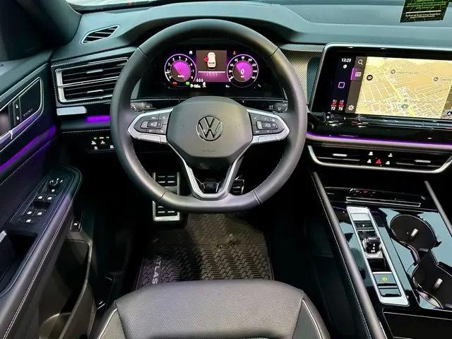 2026 Volkswagen Atlas Cross Sport SEL Premium R-Line