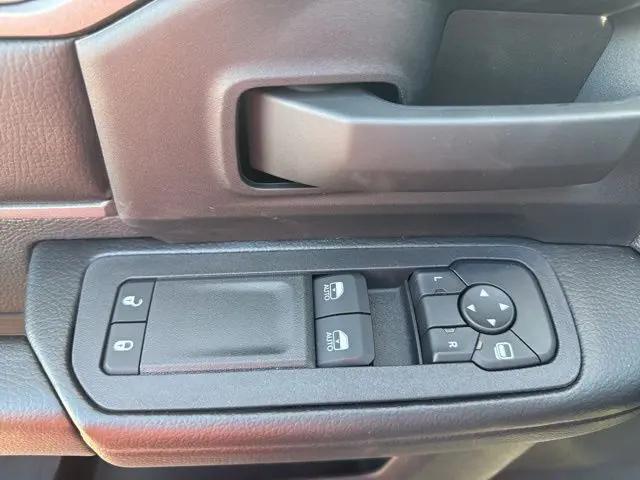 2026 Ram 3500 Tradesman Regular Cab 4x4 8' Box