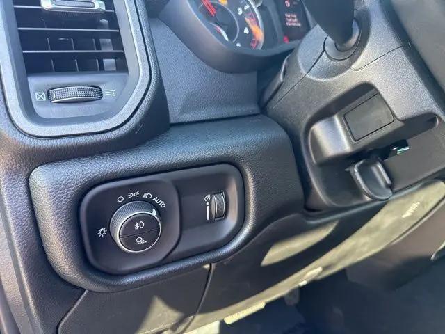 2026 Ram 3500 Tradesman Regular Cab 4x4 8' Box