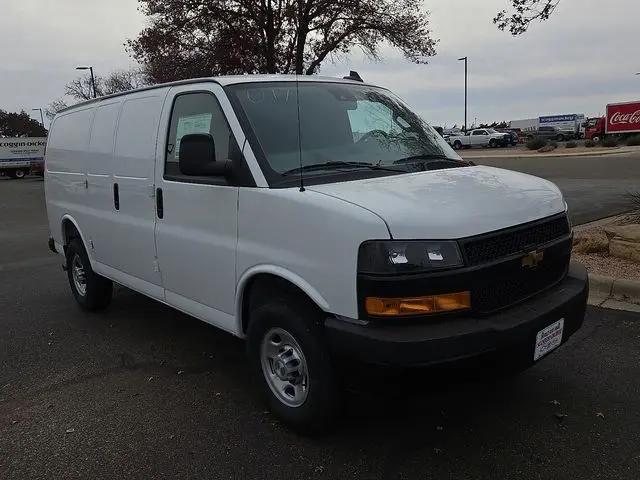 2025 Chevrolet Express Cargo Van RWD 2500 Regular Wheelbase WT
