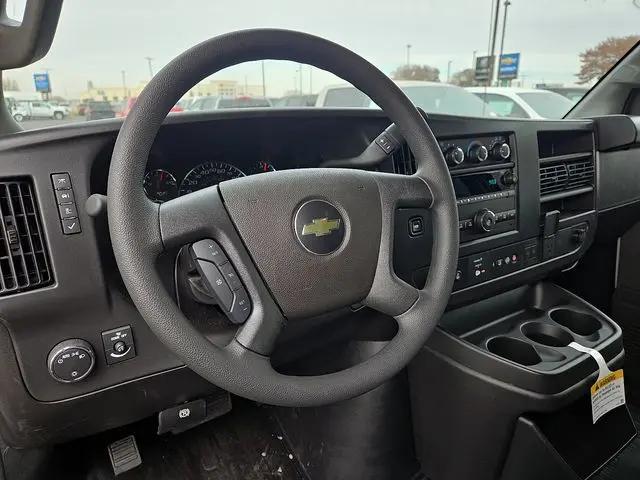 2025 Chevrolet Express Cargo Van RWD 2500 Regular Wheelbase WT