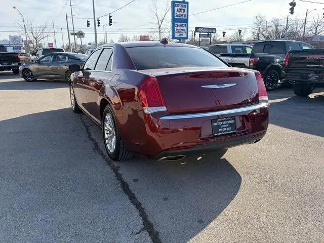 2021 Chrysler 300 Touring L