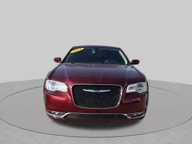 2021 Chrysler 300 Touring L