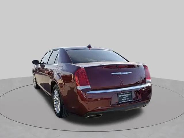2021 Chrysler 300 Touring L