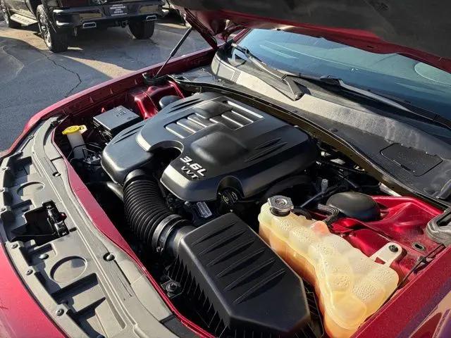 2021 Chrysler 300 Touring L