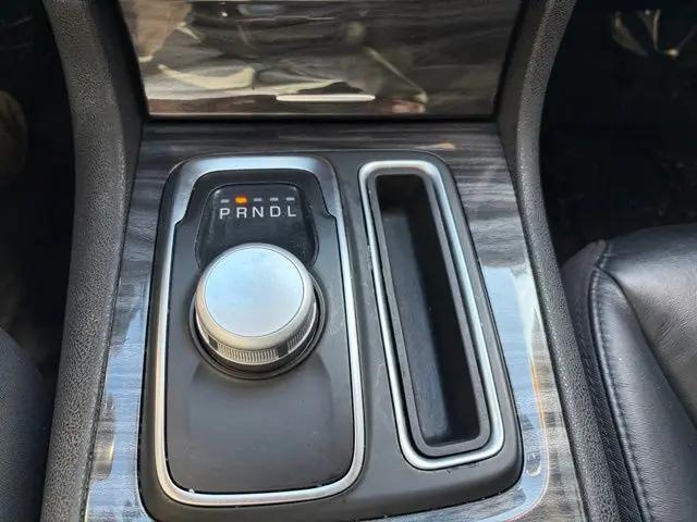 2021 Chrysler 300 Touring L