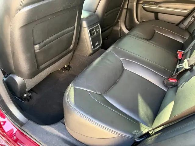 2021 Chrysler 300 Touring L