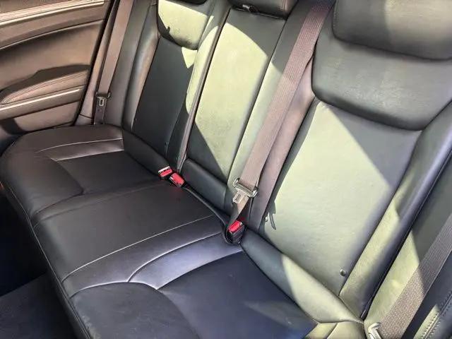2021 Chrysler 300 Touring L