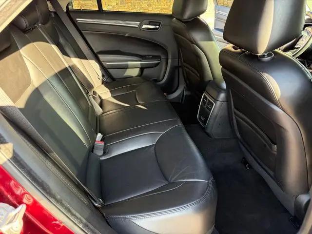 2021 Chrysler 300 Touring L