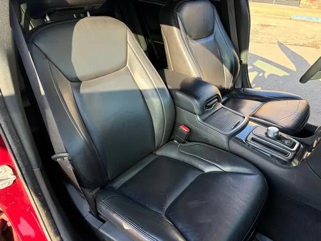 2021 Chrysler 300 Touring L
