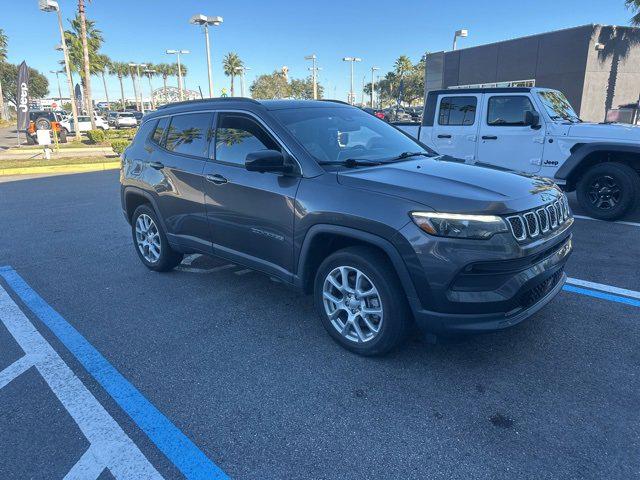 2023 Jeep Compass Latitude Lux FWD