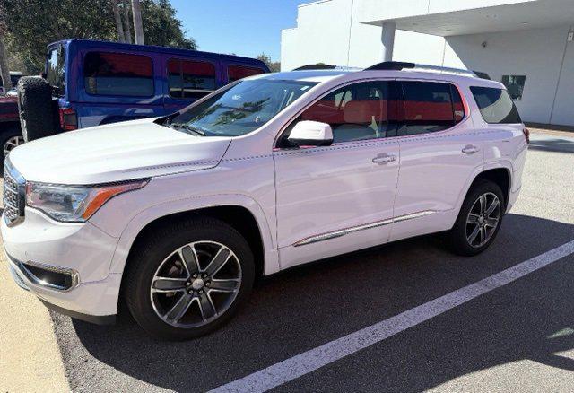 2019 GMC Acadia Denali 2019 GMC Acadia Denali