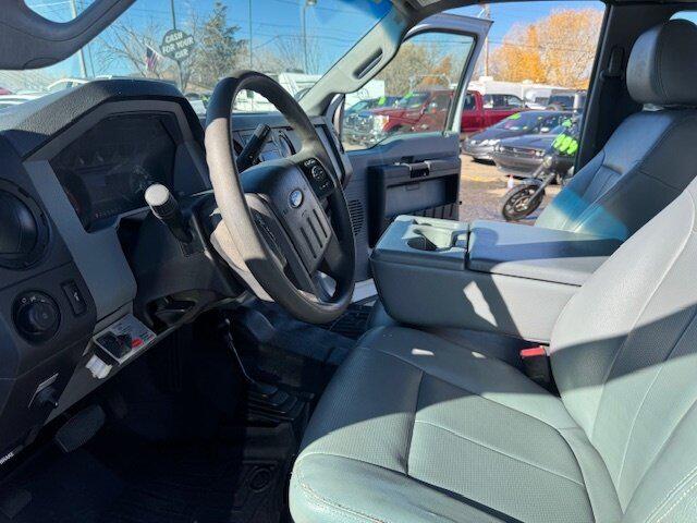 2012 Ford F-550 XL