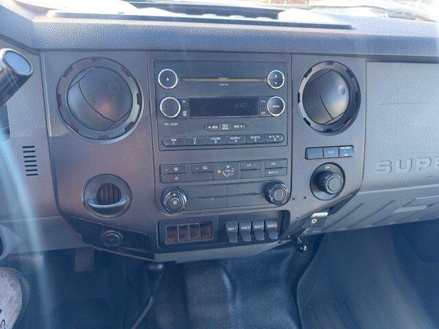 2012 Ford F-550 XL