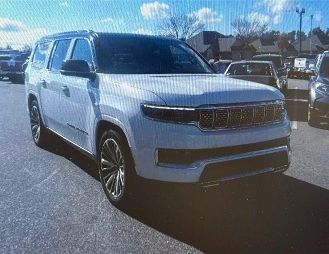 2024 Wagoneer Grand Wagoneer L Series III 4x4 2024 Wagoneer Grand Wagoneer L Series III 4x4