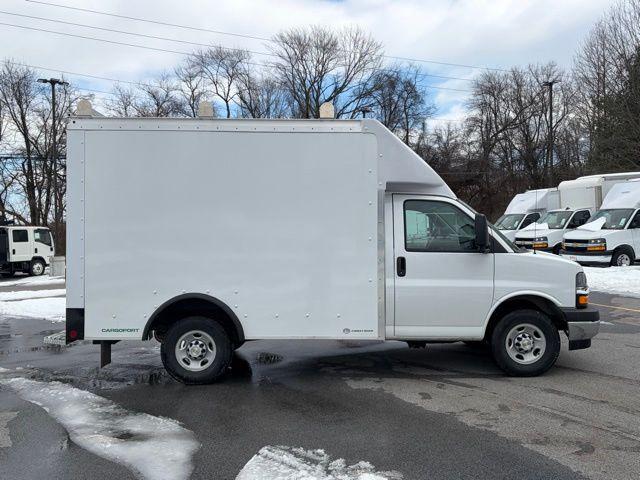 2025 Chevrolet Express Cutaway Work Van