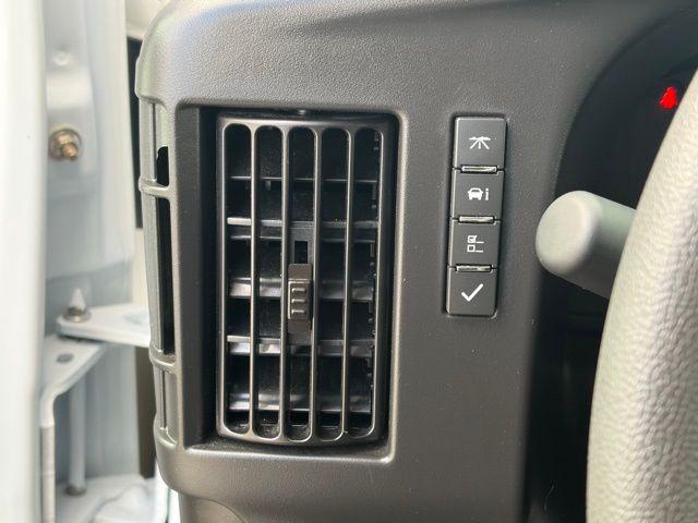 2025 Chevrolet Express Cutaway Work Van
