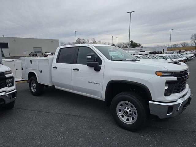2026 Chevrolet Silverado 3500HD Crew Cab, Long Bed, WT Dual Rear Wheel, RWD