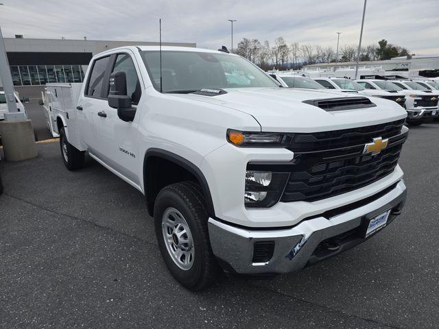 2026 Chevrolet Silverado 3500HD Crew Cab, Long Bed, WT Dual Rear Wheel, RWD