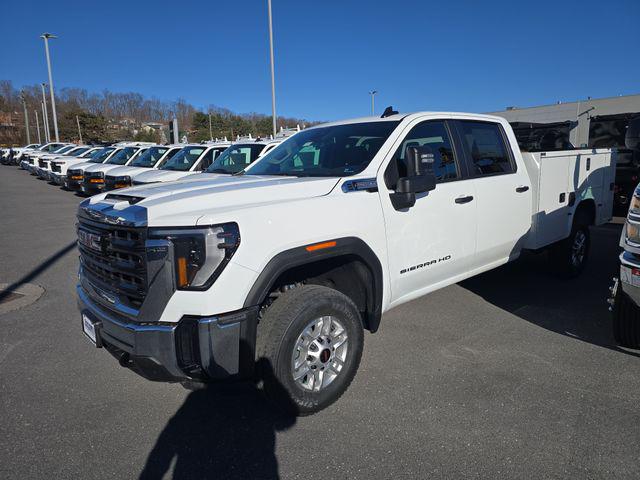 2026 GMC Sierra 2500HD Crew Cab, Long Bed, Pro, 4WD