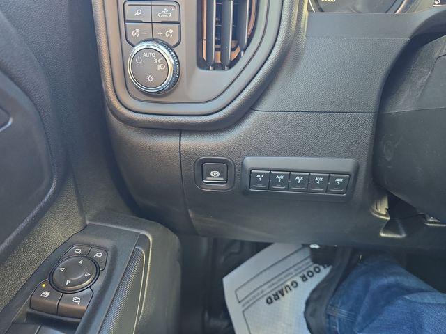 2026 GMC Sierra 2500HD Crew Cab, Long Bed, Pro, 4WD