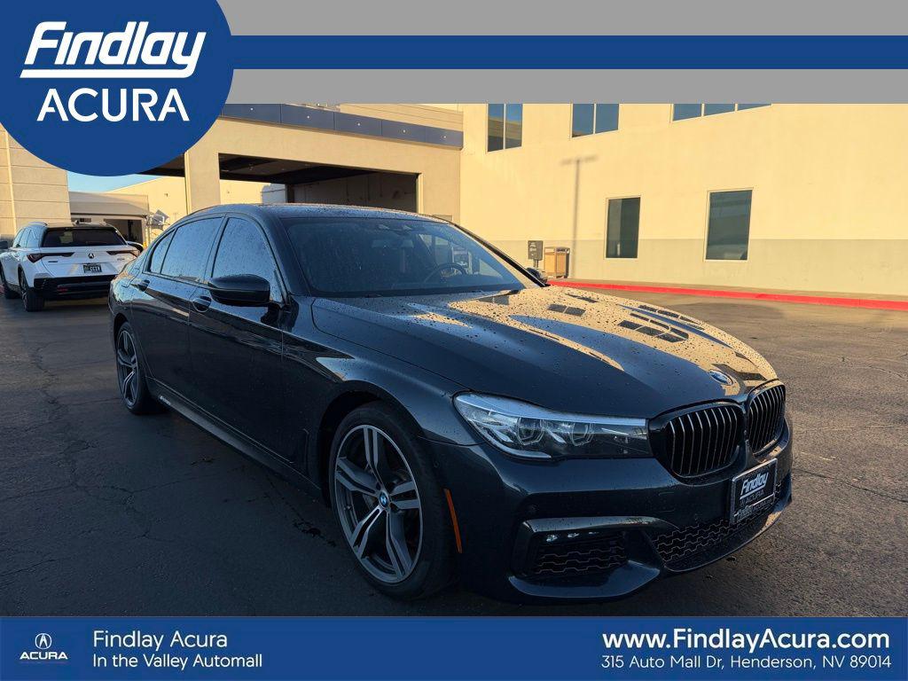 2019 BMW 7 Series 740i's photo