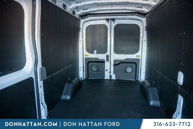 2026 Ford Transit Cargo Van Base
