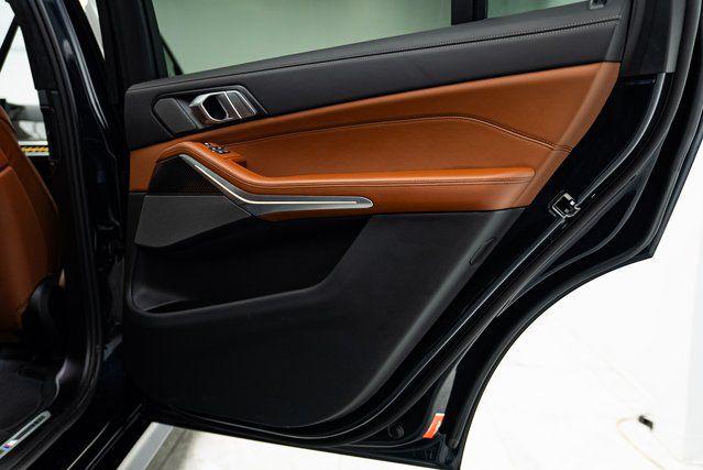 2026 BMW X7 M60i