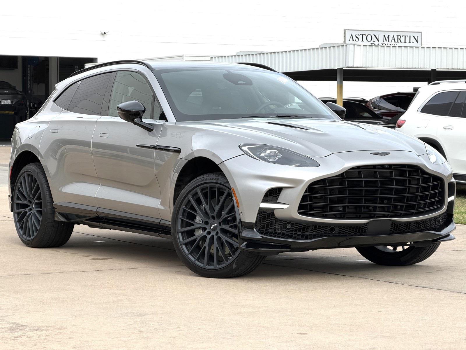 2025 Aston Martin DBX 707