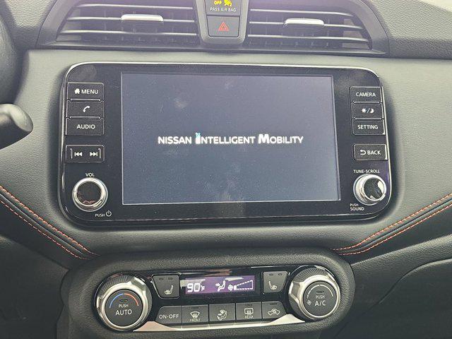 2025 Nissan Versa 1.6 SR