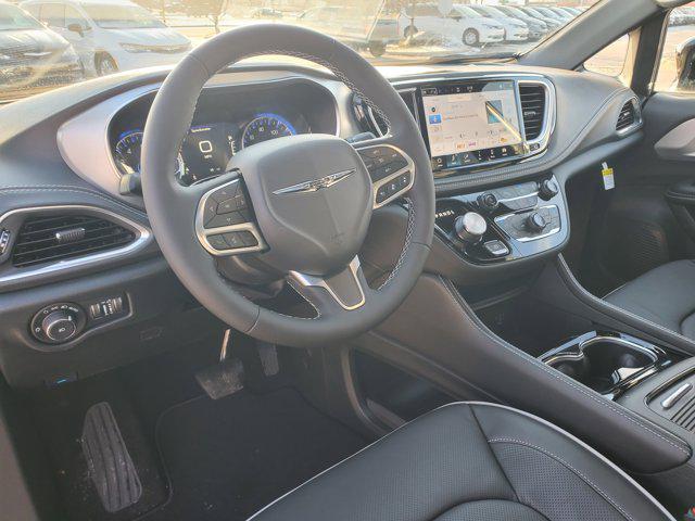 2026 Chrysler Pacifica Limited AWD
