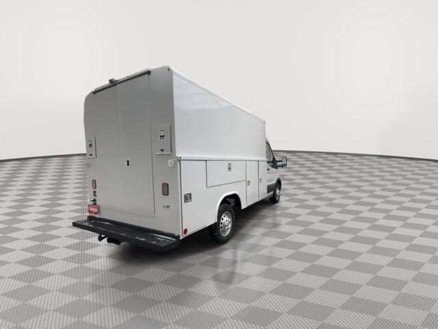 2025 Ford Transit Cutaway Base