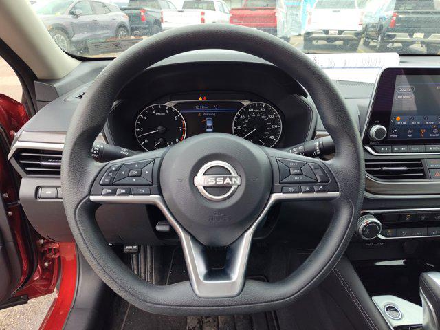 2023 Nissan Altima SV FWD