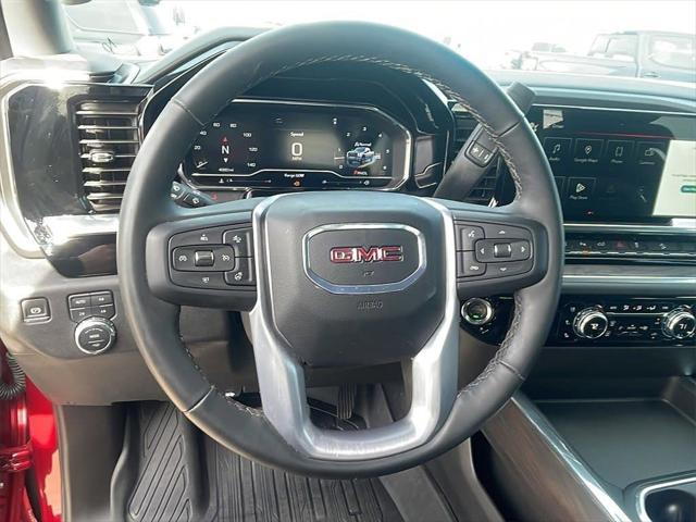 2025 GMC Sierra 2500HD 4WD Crew Cab Standard Bed SLT