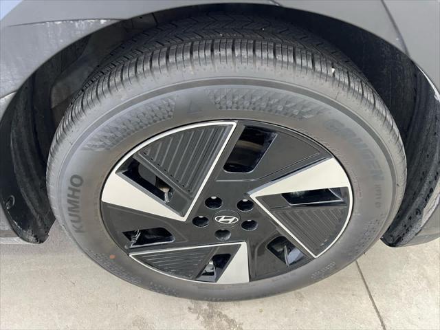2025 Hyundai IONIQ 5 SE