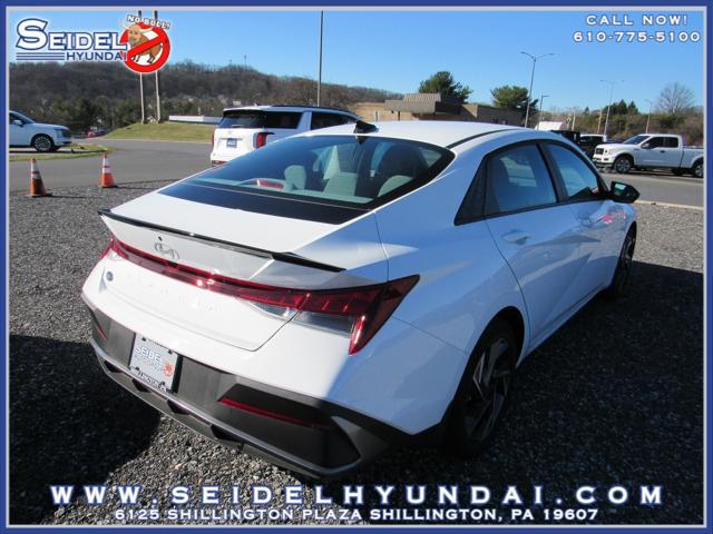 2025 Hyundai Elantra SEL Sport